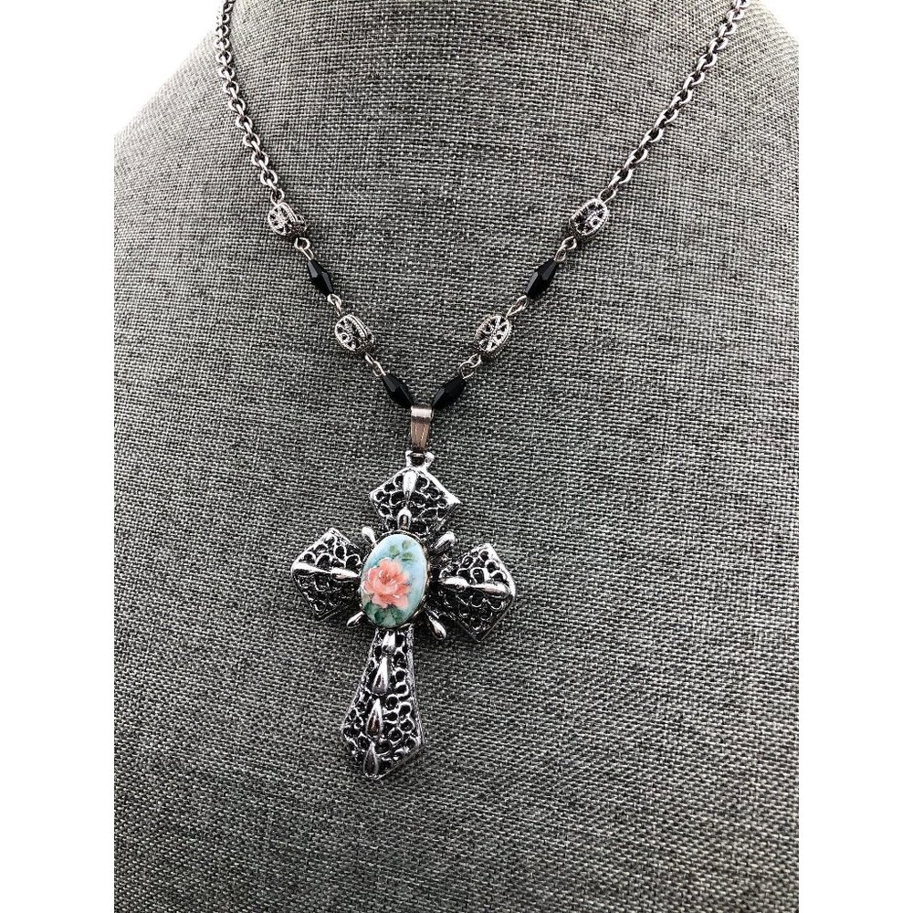 Sterling Silver cross pendant